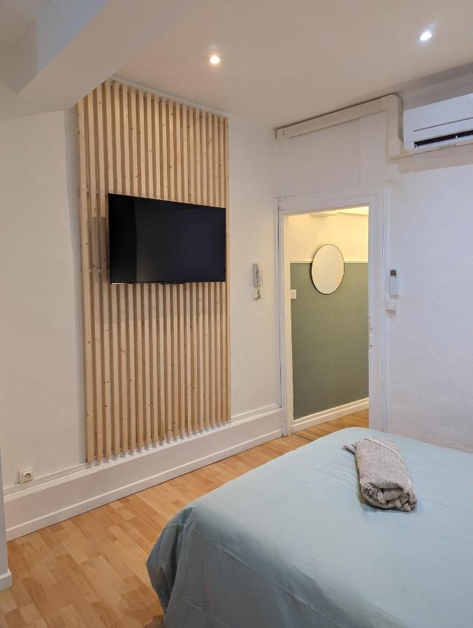 1Er Grand Studio Hyper Centre Agen Calme Clim Apartment Luaran gambar