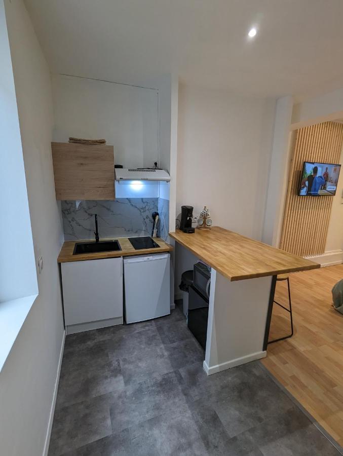1Er Grand Studio Hyper Centre Agen Calme Clim Apartment Luaran gambar